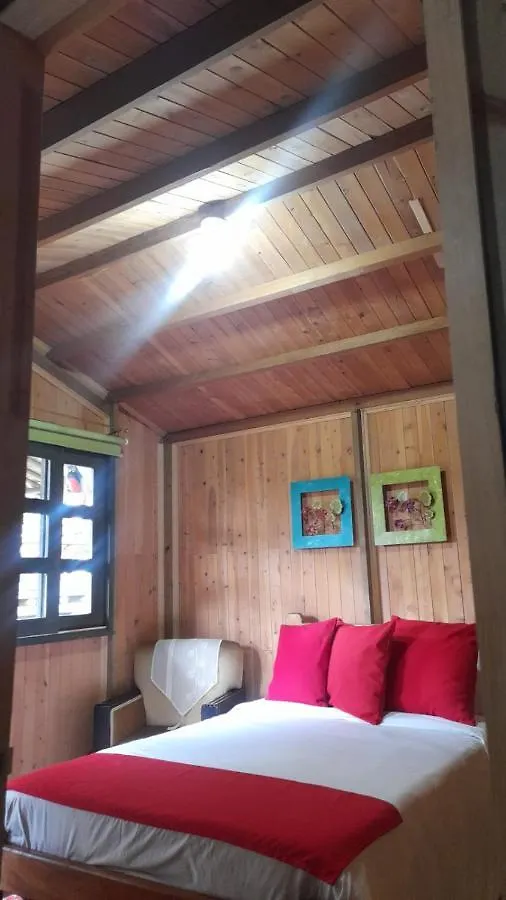 Moon Night Hostel-Santa Elena Pantanillo Medellin